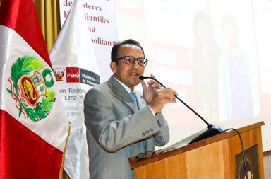 director de la DRELM Luis Quintanilla